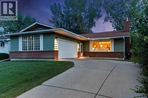 124 Oakmoor Place SW