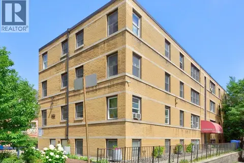 4 ROBINSON Street Unit# 10