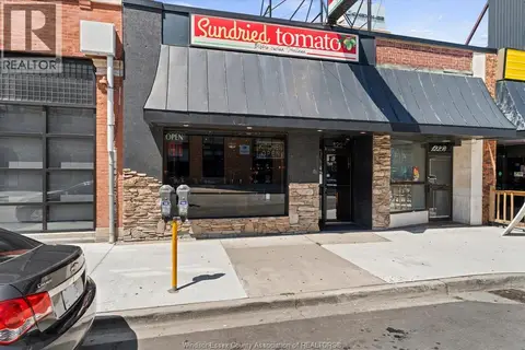 122 CHATHAM STREET West