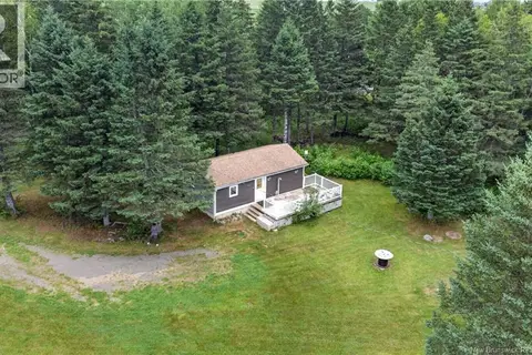 3 Des Sapins Avenue