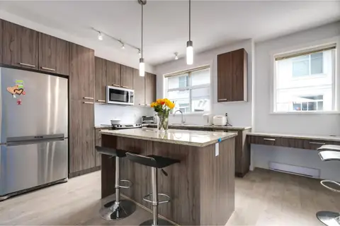 59 8355 164 STREET