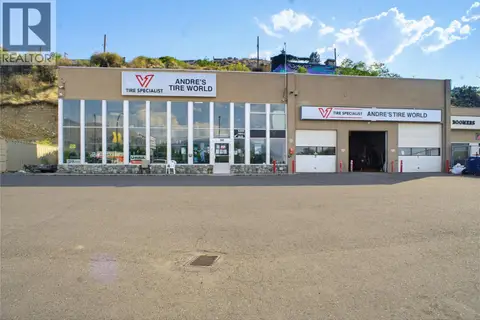 341 Victoria Street W