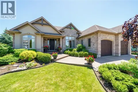 12 ELLINGTON Place