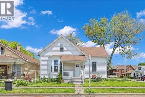 294 LOUIS AVENUE