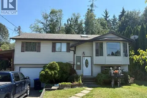 1932 Embleton Cres