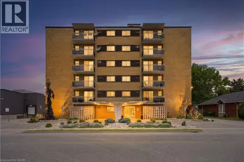 87 ST GEORGE Street Unit# 403