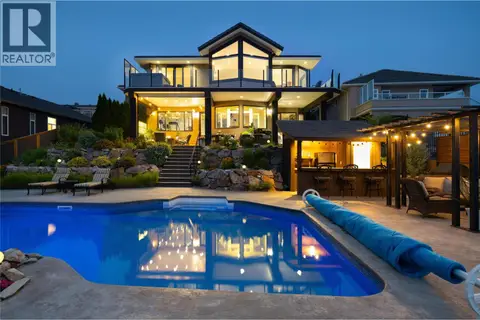 10 Bayview Heights