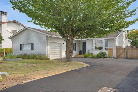 10206 CRYSTAL DRIVE, Fairfield Island