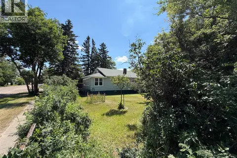 604 Front STREET