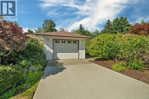 24 251 McPhedran Rd