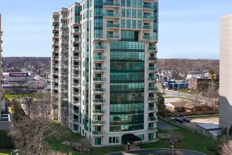 4789 RIVERSIDE DRIVE East Unit# 203
