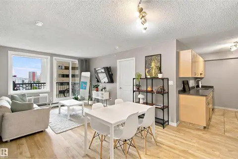 #504 10180 104 ST NW