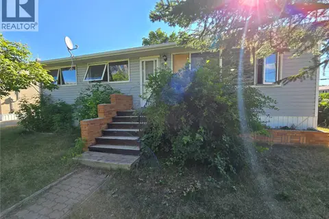 618 3rd STREET SE