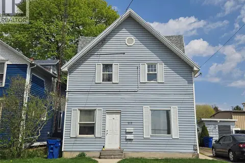 111 St George STREET