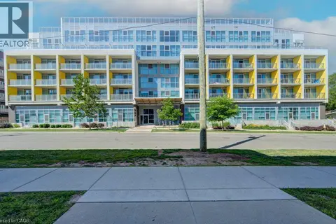 257 HEMLOCK Street Unit# 401
