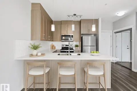 #117 812 WELSH DR SW