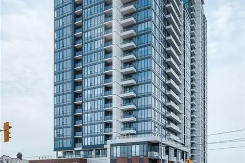 15 WELLINGTON Street S Unit# 1704