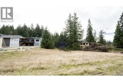 1221 CASTLE ROAD