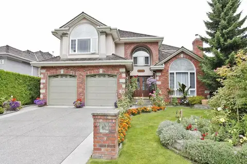Main 11130 163A STREET