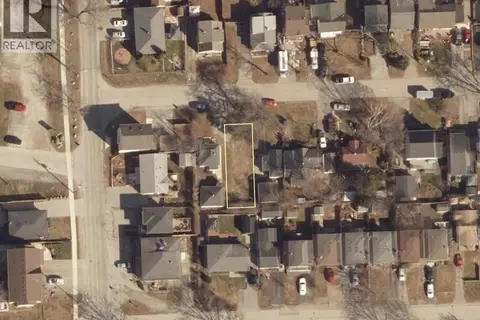 4 GRANDVIEW Drive