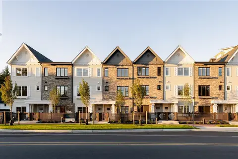 110 3240 Glendale Pl