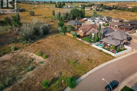 8 Canyon Creek Drive SW