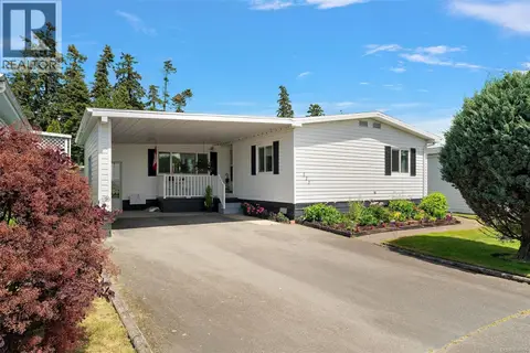 111 7701 Central Saanich Rd