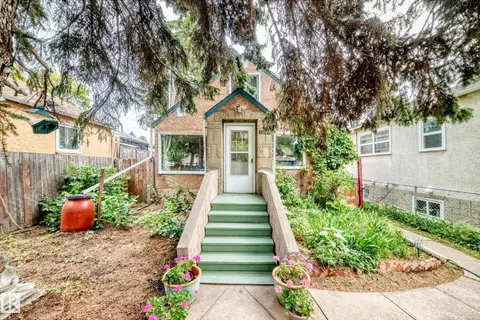 12031 90 ST NW