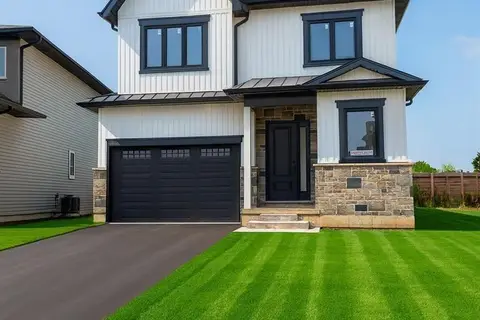 132 HODGKINS Avenue Unit# LOWER