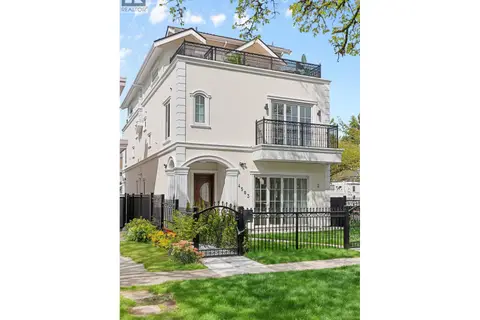 2 4503 W 15TH AVENUE