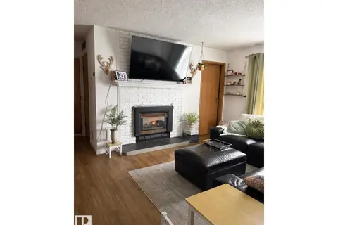 #302 44 Alpine PL