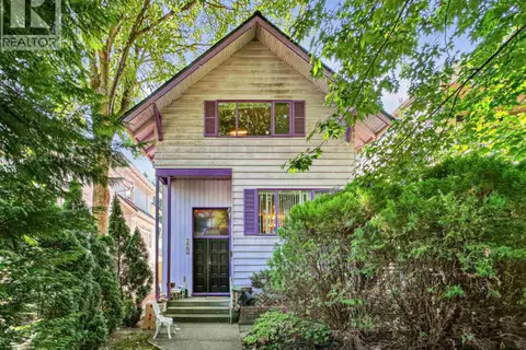 122 W 17TH AVENUE
