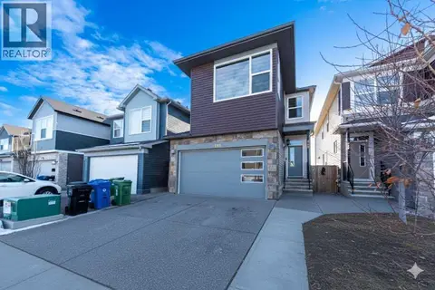 115 Savanna Parade NE