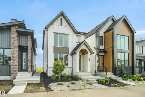 611 176 AV NE