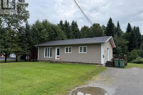 9 4th Avenue