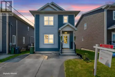 151 Mica Crescent