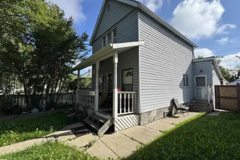 11147 97 ST NW