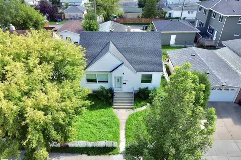 6209 106 ST NW