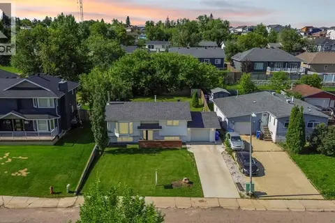 525 Beacon Hill Drive