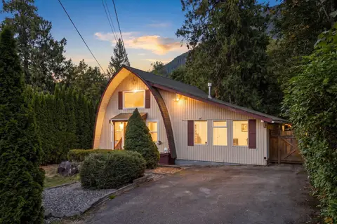66603 SUMMER ROAD, Kawkawa Lake