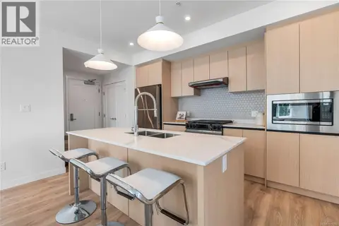 311 2000 West Park Lane