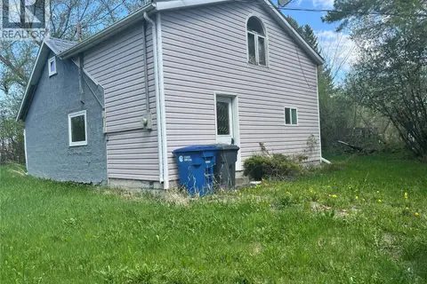 506 Gonczy AVENUE
