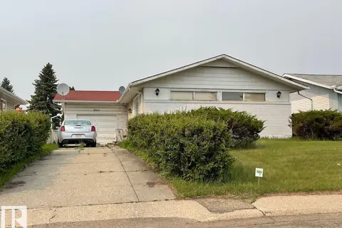 8816 137 AV NW
