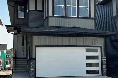 12 Topaz Place