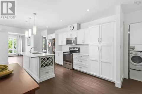 303 267 Gary Martin Drive