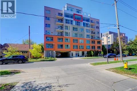 321 SPRUCE Street Unit# 102
