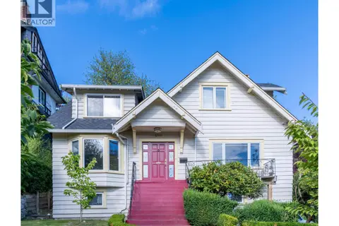 4396 LOCARNO CRESCENT