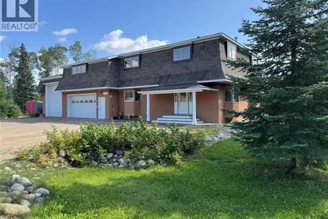 21 Fairway DRIVE