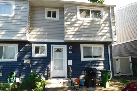 213 HABITAT CR NW