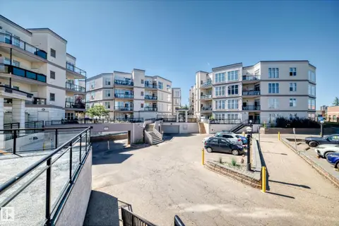 #349 4827 104A ST NW